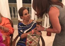 Happy hour movimentou o aniversário de Maria Helena Mendonça