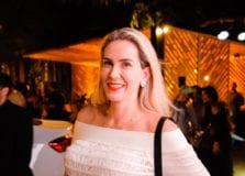 Renata Andrade marca presença no lançamento do Anota Bahia