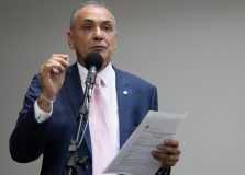 Oposição na ALBA oficializa apoio a Nelson Pelegrino para o TCM