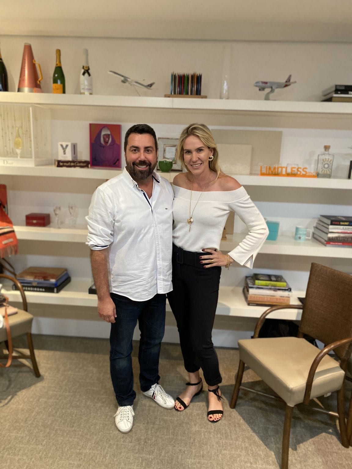 Renata Andrade faz curso com Carlos Ferreirinha sobre Luxo e Gestão Anota Bahia Renata Andrade faz curso com Carlos Ferreirinha sobre Luxo e Gestão Anota Bahia