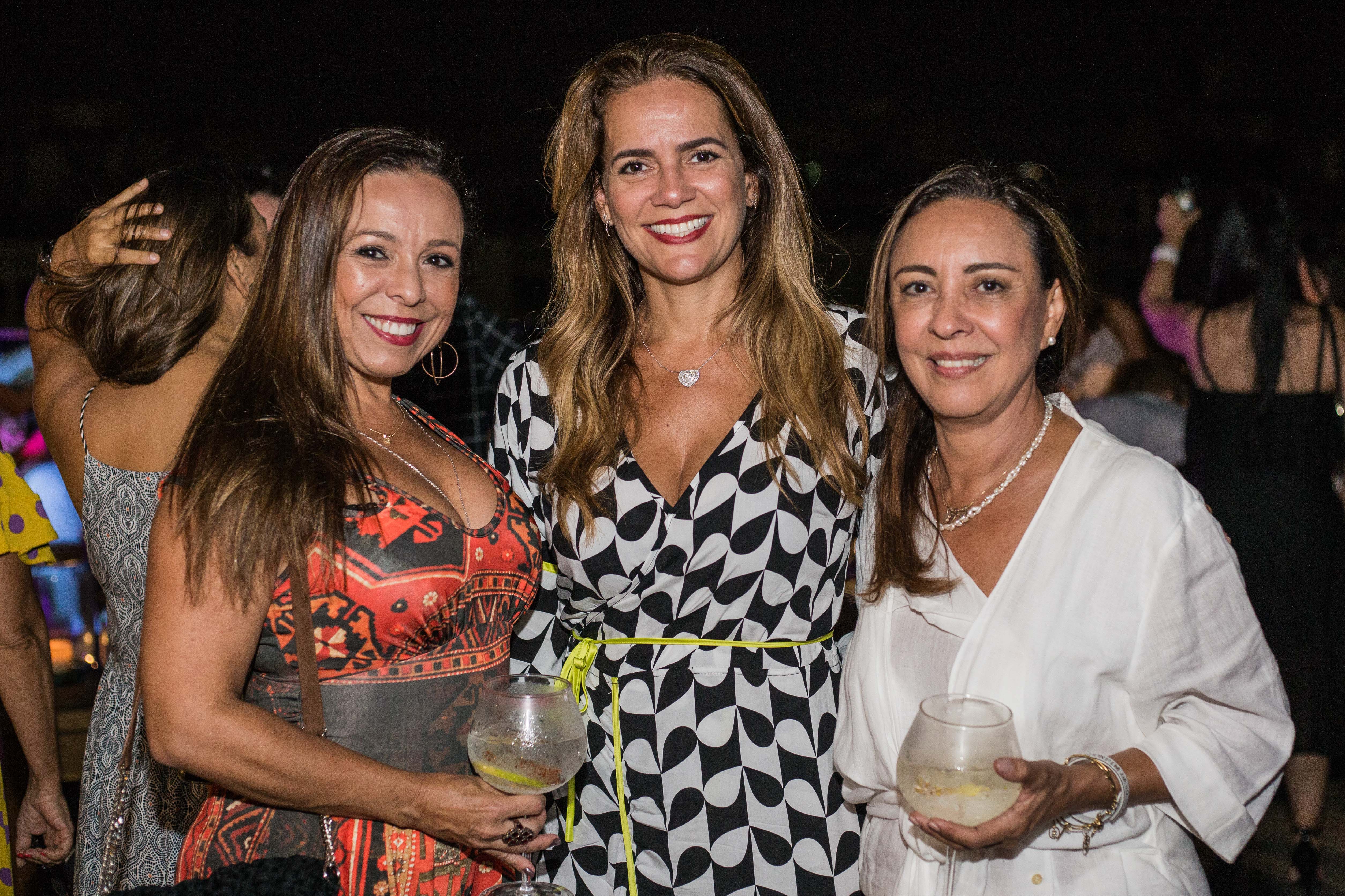 Andrea Assis, Luciana Ramos e Olivia Cavalcante