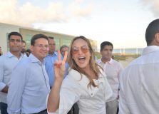 Claudia Leitte não receberá cachê pelo show no Centro de Convenções de Salvador