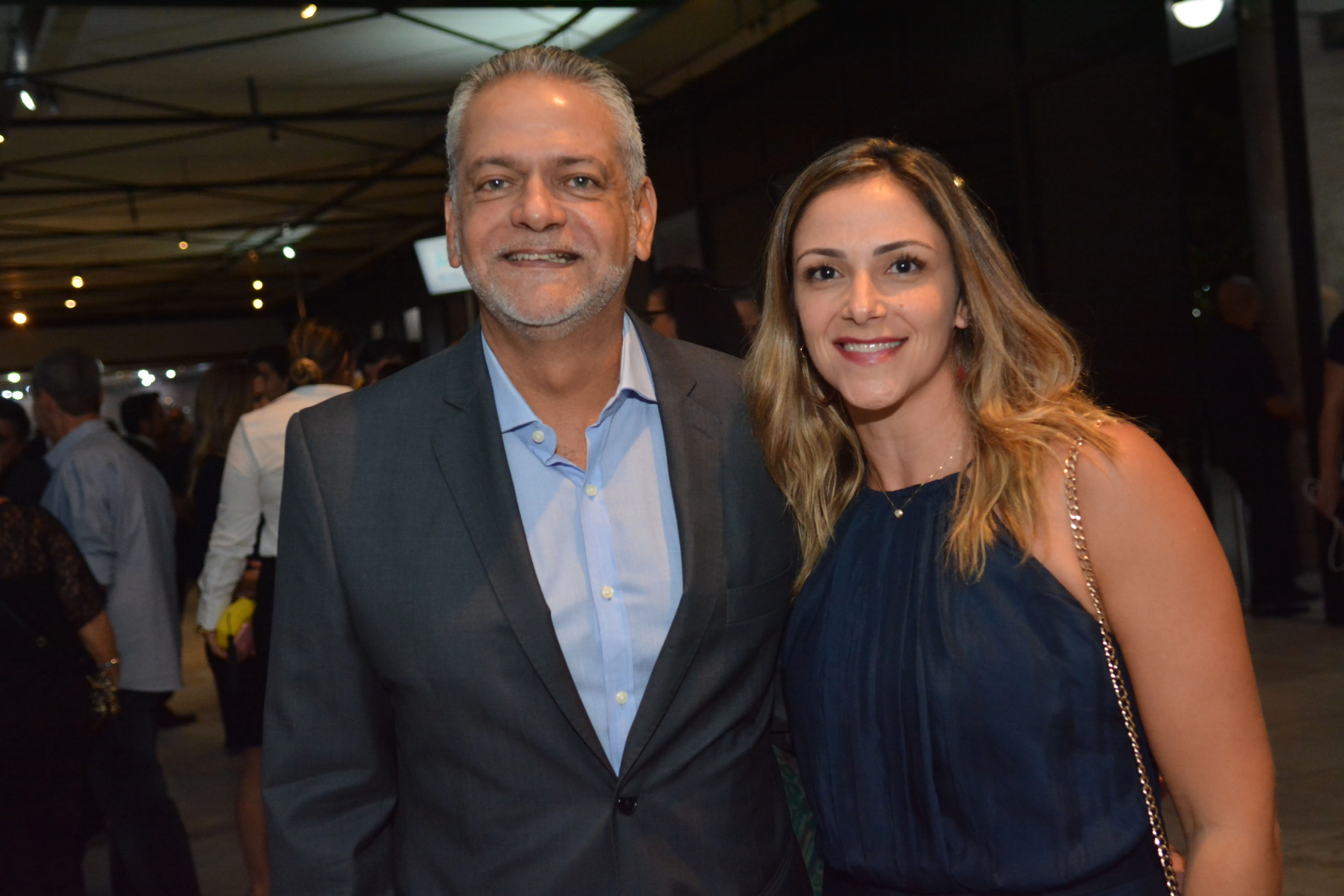 Isaac Edington e Thaís Bahia