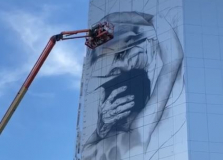 Confira o andamento do novo mural de Santa Dulce no Shopping Barra