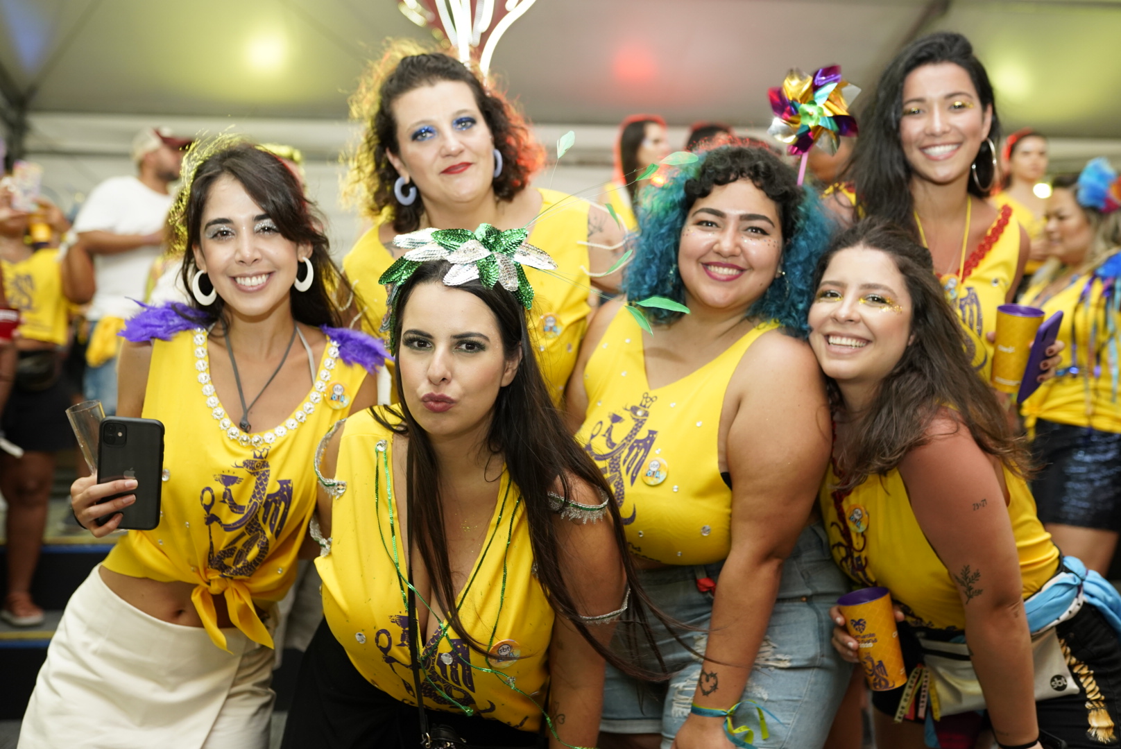 Natália Oliveira, Juliana Magrine, Janaína Ramos, Vitória Rosa, Amanda Vansan e Thais Arrais
