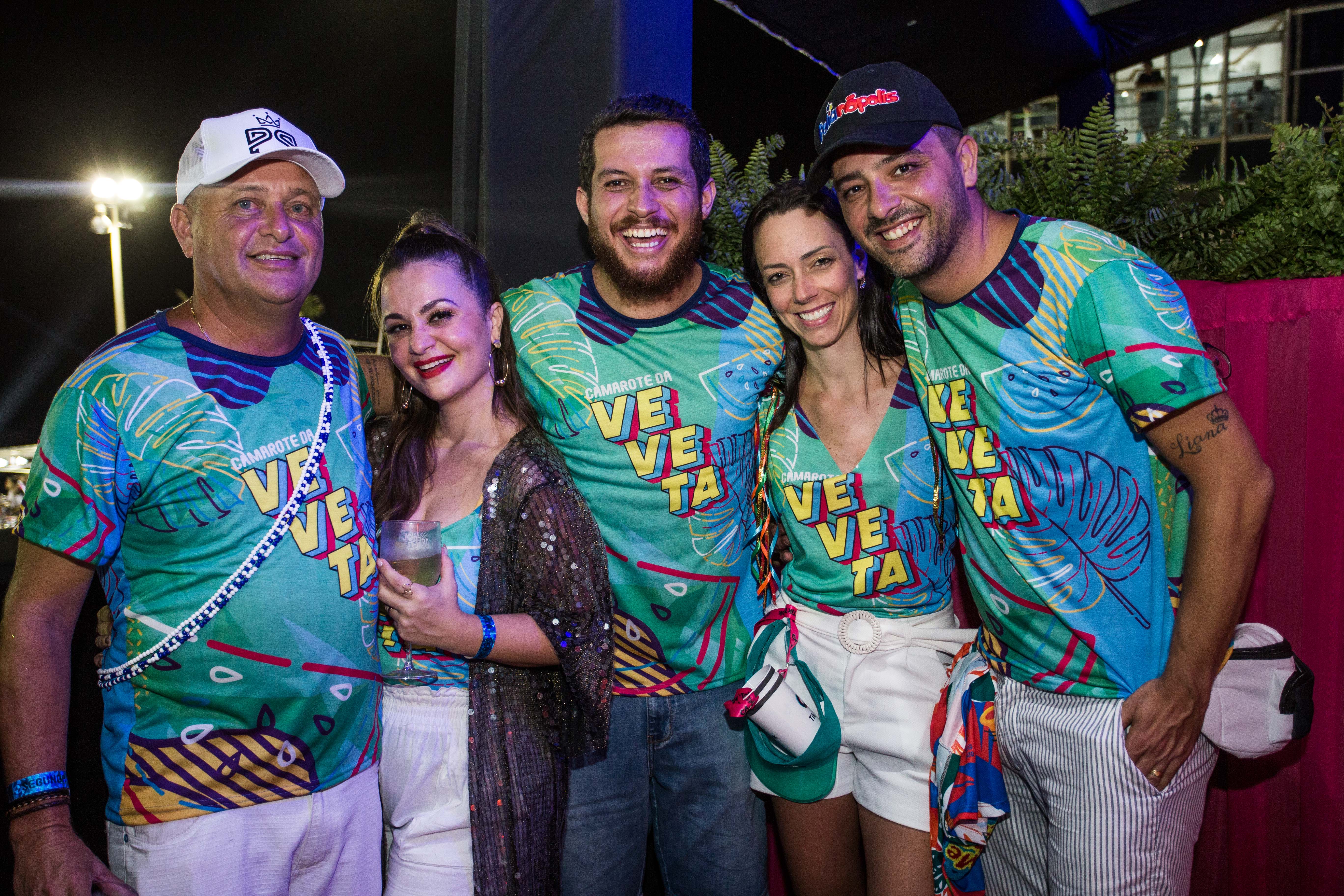 Cicero Ribeiro, Mayka Scneider, Marcelo Araujo, Tatiana e Artemio Stefansky