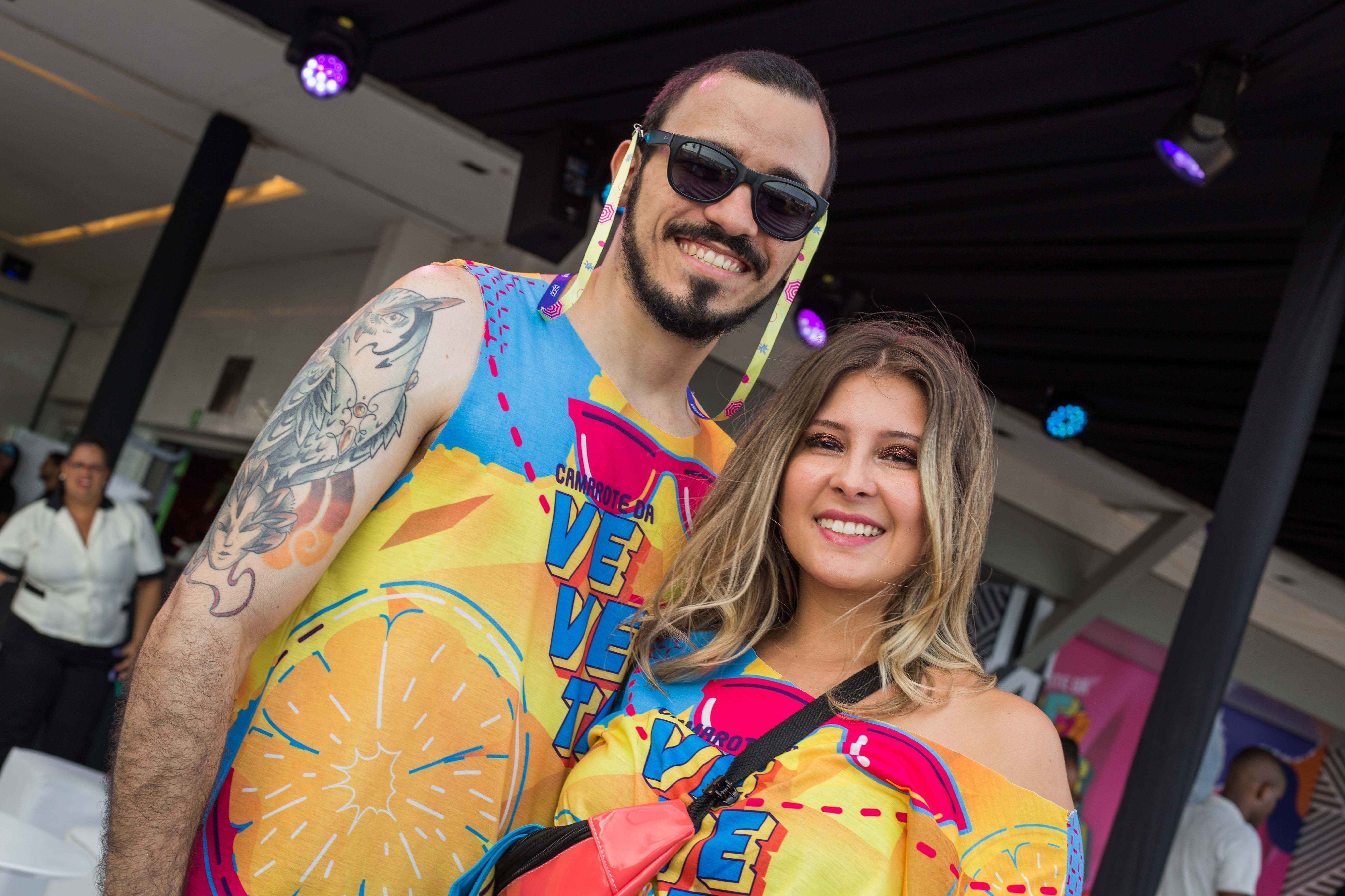 Mateus Saraiva e Francielle Schreiner