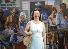 Isabela Suarez é a aniversariante do dia (05)