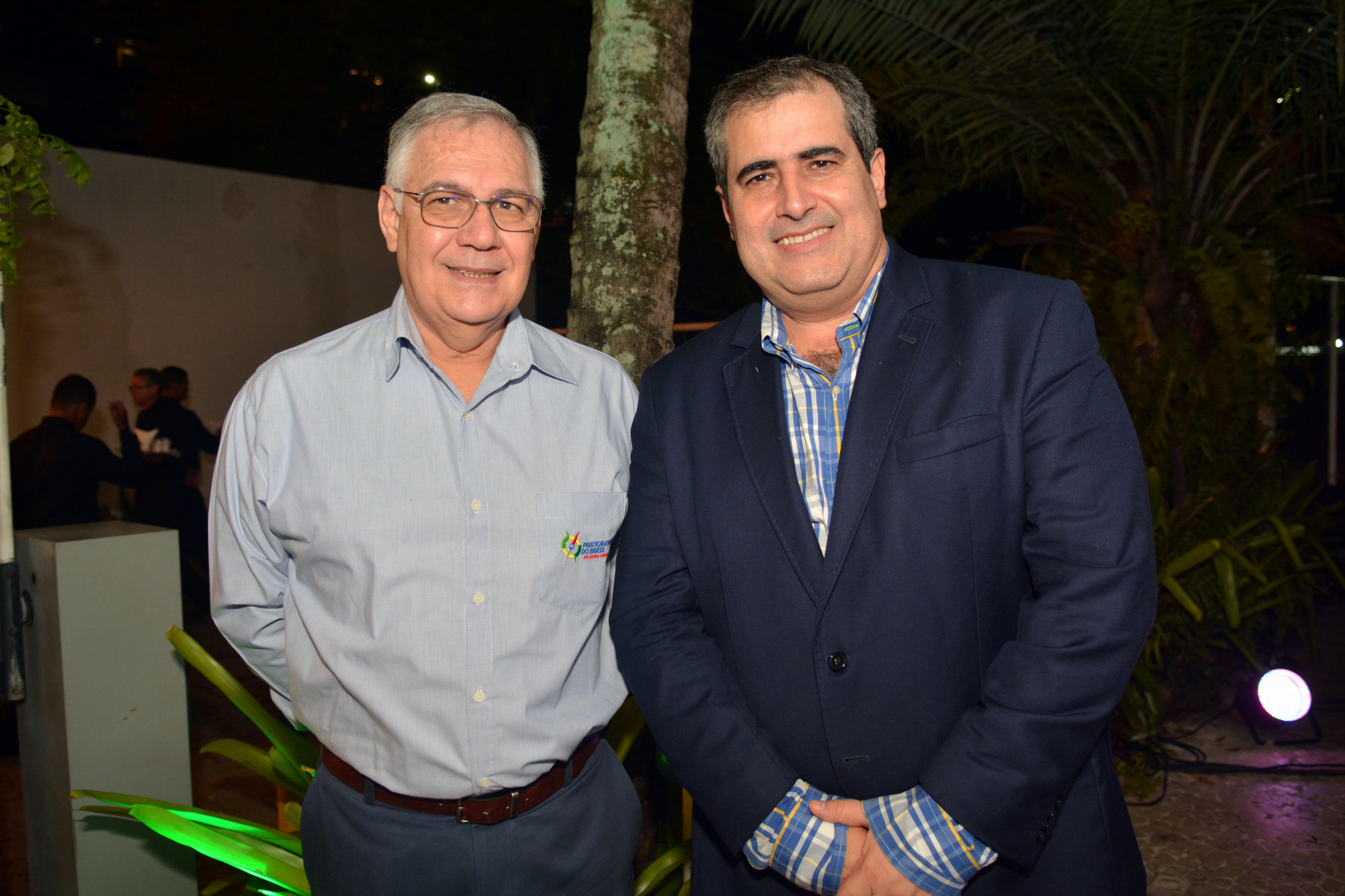 Arinor Souza e Eduardo de Sá