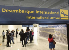 Governo proíbe entrada de estrangeiros no Brasil