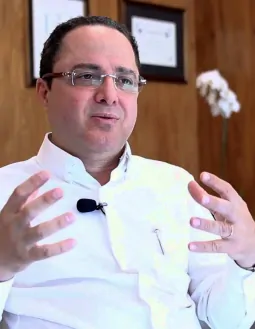 Roberto Kalil Filho é eleito membro titular da Academia Nacional de Medicina