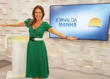 Recuperada da Covid-19, Camila Marinho reassume o Jornal da Manhã
