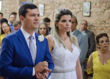 Alana e Cláudio Tinoco celebram 05 anos de casados