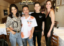 Matheus Mazzafera comemora aniversário no Fasano São Paulo