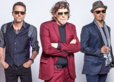 “Titãs como ninguém nunca viu”