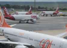 Mais de 700 mil pessoas devem movimentar os aeroportos no feriado