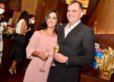 Mariana Dourado e Sandro Fabrício Oliveira celebraram conquistas no Jantar de 01 ano do Anota Bahia