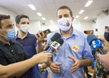 Boulos é diagnosticado com Covid e debate na Globo é cancelado