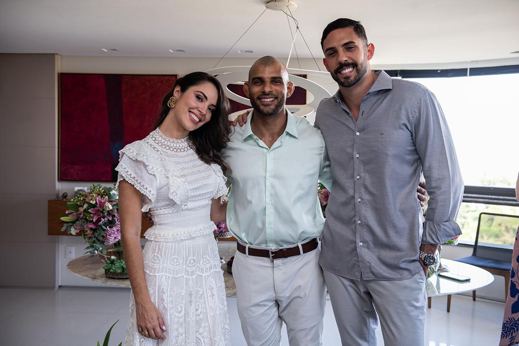 Ana Carolina Porto e Flávio Simas com Sandro Porto