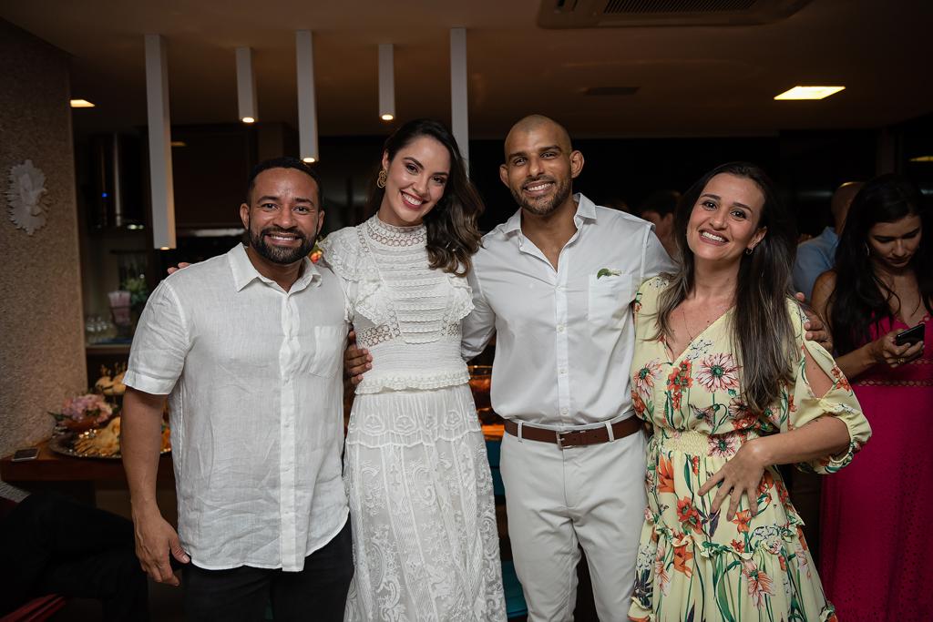 Ana Carolina Porto e Flávio Simas com Eduardo Silva e Fernanda Salviano