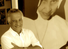 Tarde de autógrafos do livro “Além da fé – A vida de Irmã Dulce” acontece nesta quarta (26)