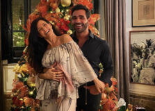 Marlon Gama reuniu amigos em casa para noite com clima de Natal