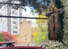 Vídeo: Imagem do Senhor do Bonfim sai em cortejo pelas ruas de Salvador