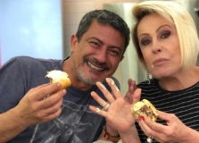 Ana Maria Braga homenageia Tom Veiga no dia em que ele faria 48 anos