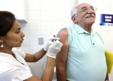 Salvador inicia esta semana vacinação de idosos entre 69 e 71 anos
