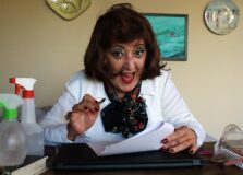 Rita Assemany “ressuscita” personagem em sarau dedicado às mulheres