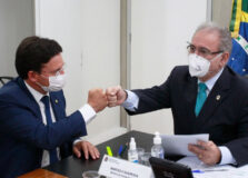 João Roma pede priorização da vacina contra a Covid-19 para pessoas com autismo