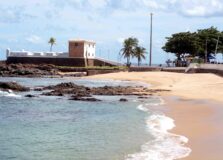 Toque de recolher foi ampliado na Bahia. Confira novos horários