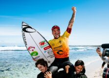 Gabriel Medina ganha nova etapa do Circuito Mundial de Surfe