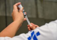 Salvador inicia amanhã (19) vacinação das pessoas de 48 anos com o ‘Corujão por idade’