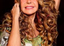 Elba Ramalho – artista fala sobre o São João, parceria com Juliette e dificuldades impostas pela pandemia