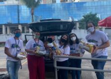 Gincana solidária da UNIFACS arrecada 700 kg de alimentos e direciona parte para refugiados