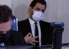 MPF denuncia Filipe Martins por gestos racistas no Senado