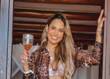 Sarah Andrade comemora aniversário em pousada na Bahia