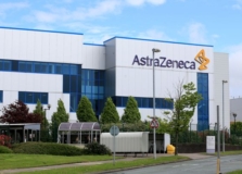 Remédio da AstraZeneca reduz 77%  o risco de sintomas da Covid-19, revela pesquisa