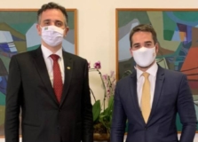 Encontro entre Pacheco e Leite é visto como articulações presidenciais