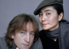 Gravação inédita de John Lennon é arrematada em leilão em Copenhague. Saiba por quanto!