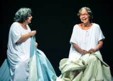 Teatro Vila Velha promove exibição gratuita de espetáculo. Saiba quando!