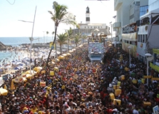 Carnaval não deve migrar para a Boca do Rio em 2023