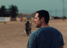 Filme brasileiro cobiçado ao Oscar estreia nos cinemas nacionais. Conheça ‘Deserto Particular’