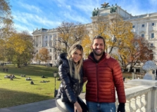 Julia Sampaio e Pedro Muniz aproveitam viagem pelo velho continente