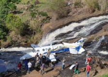 Marília Mendonça é resgatada após queda de Avião