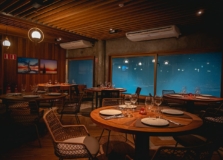 Restaurante anuncia abertura de novo espaço na orla de Salvador. Conheça o 705!