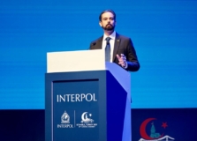 Pela primeira vez, Policial Federal do Brasil assume vice-presidência da Interpol
