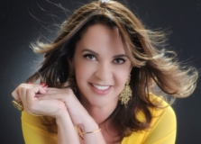 Liz Matos lançará livro de poesia em evento exclusivo para convidados na Casa Cloc