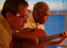 Série ‘Encontros Históricos’ reúne Gilberto Gil e Aldo Brizzi em São Paulo